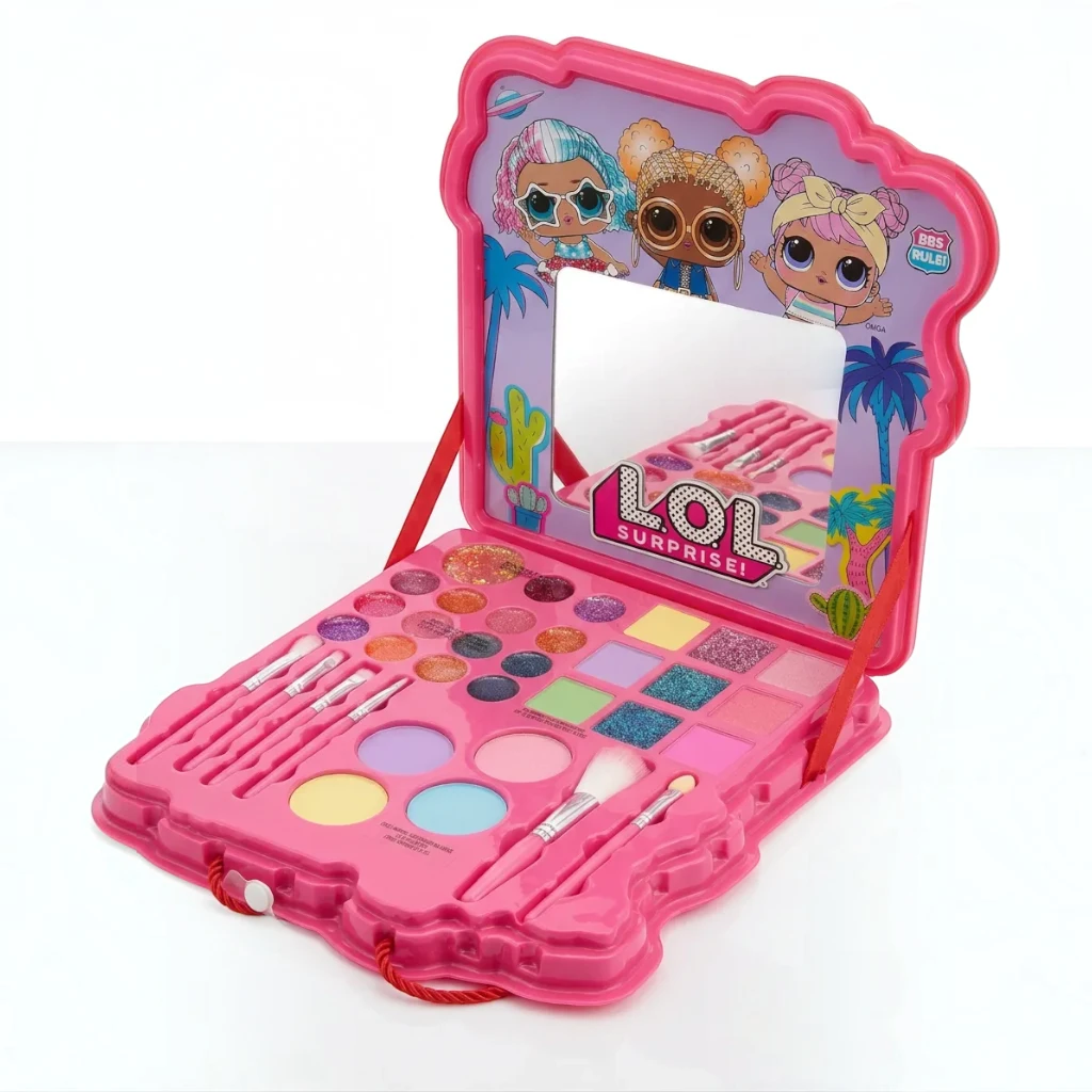 L.O.L. Surprise!™ Soft Case Cosmetic Vanity Set Townley
