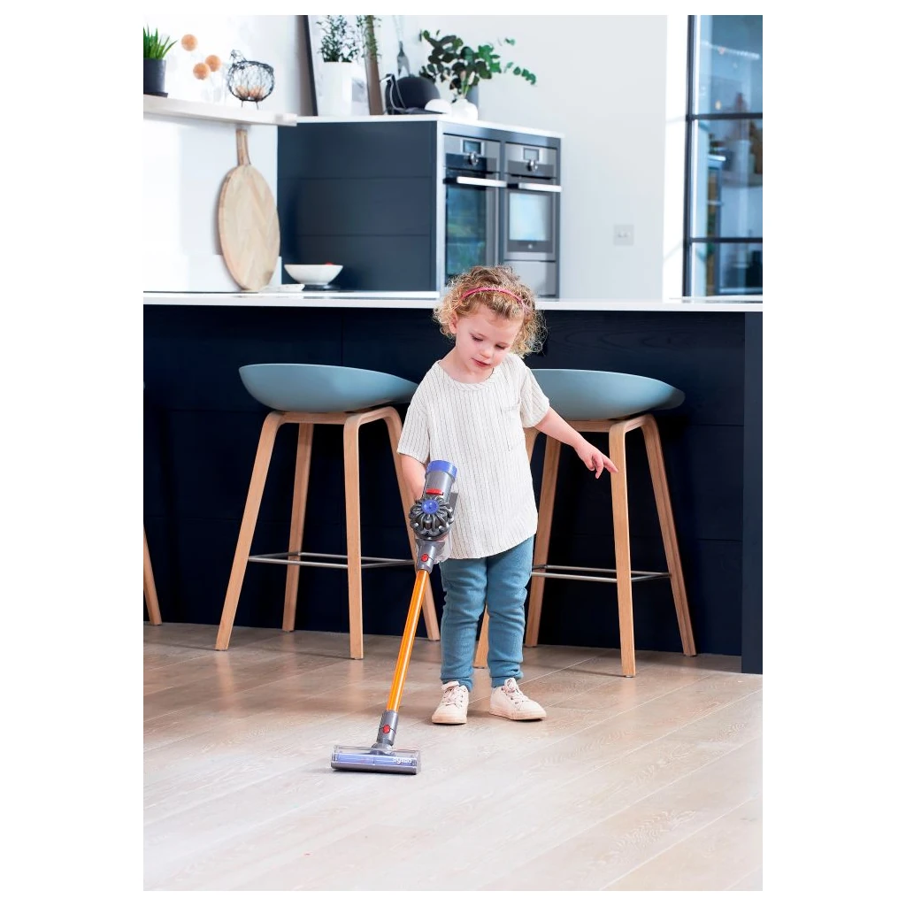 casdon-dyson-cord-free-vacuum-7.webp