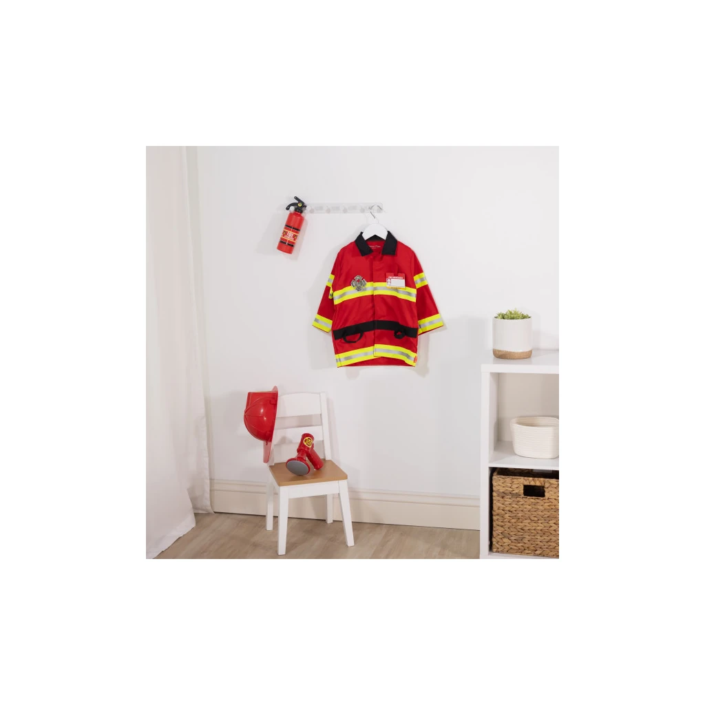 melissa-and-doug-fire-chief-role-play-costume-set-4.webp