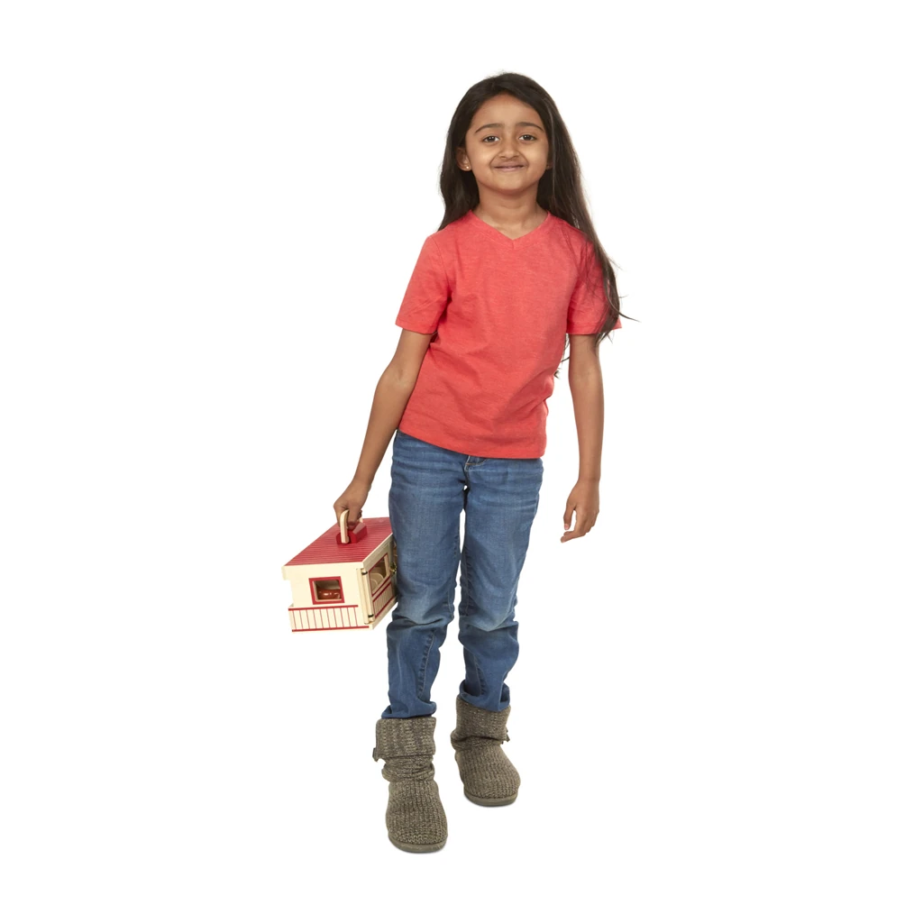 melissa-and-doug-take-along-show-horse-stable-3.webp