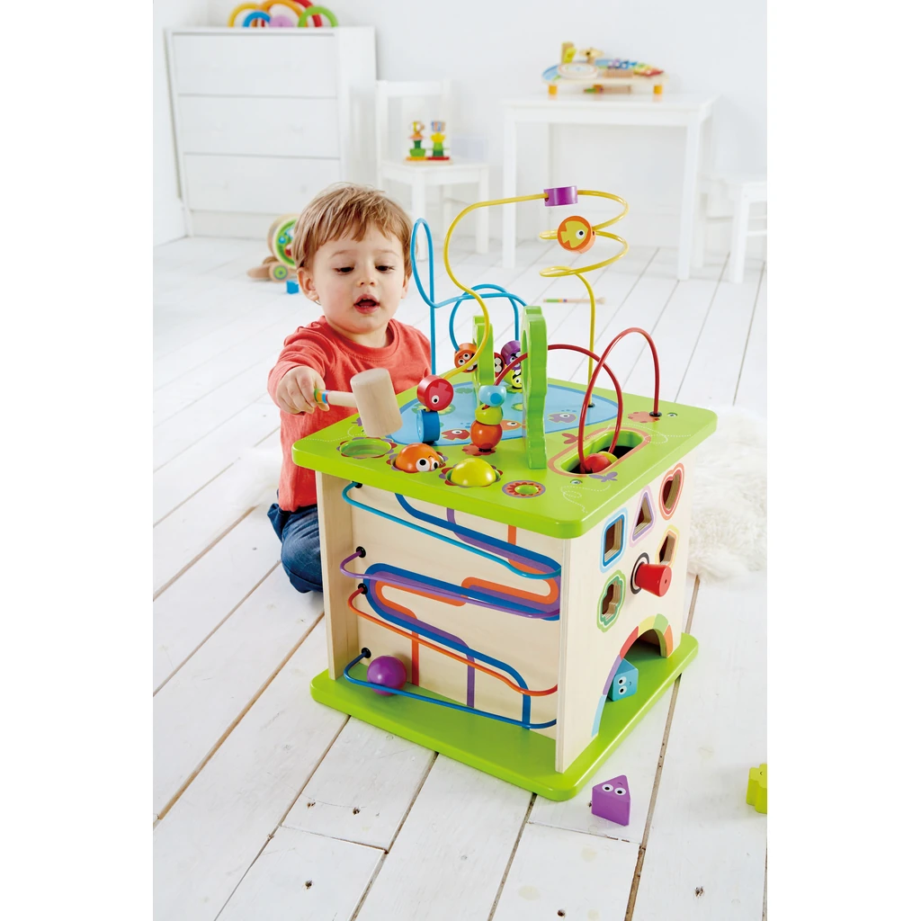 hape-country-critters-play-cube-6.webp