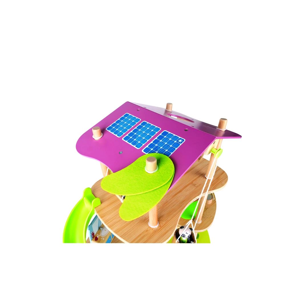 pandas-bamboo-house-3.webp